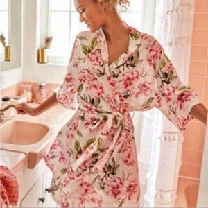 Show Me Your Mumu Brie Robe Floral Intimates OS